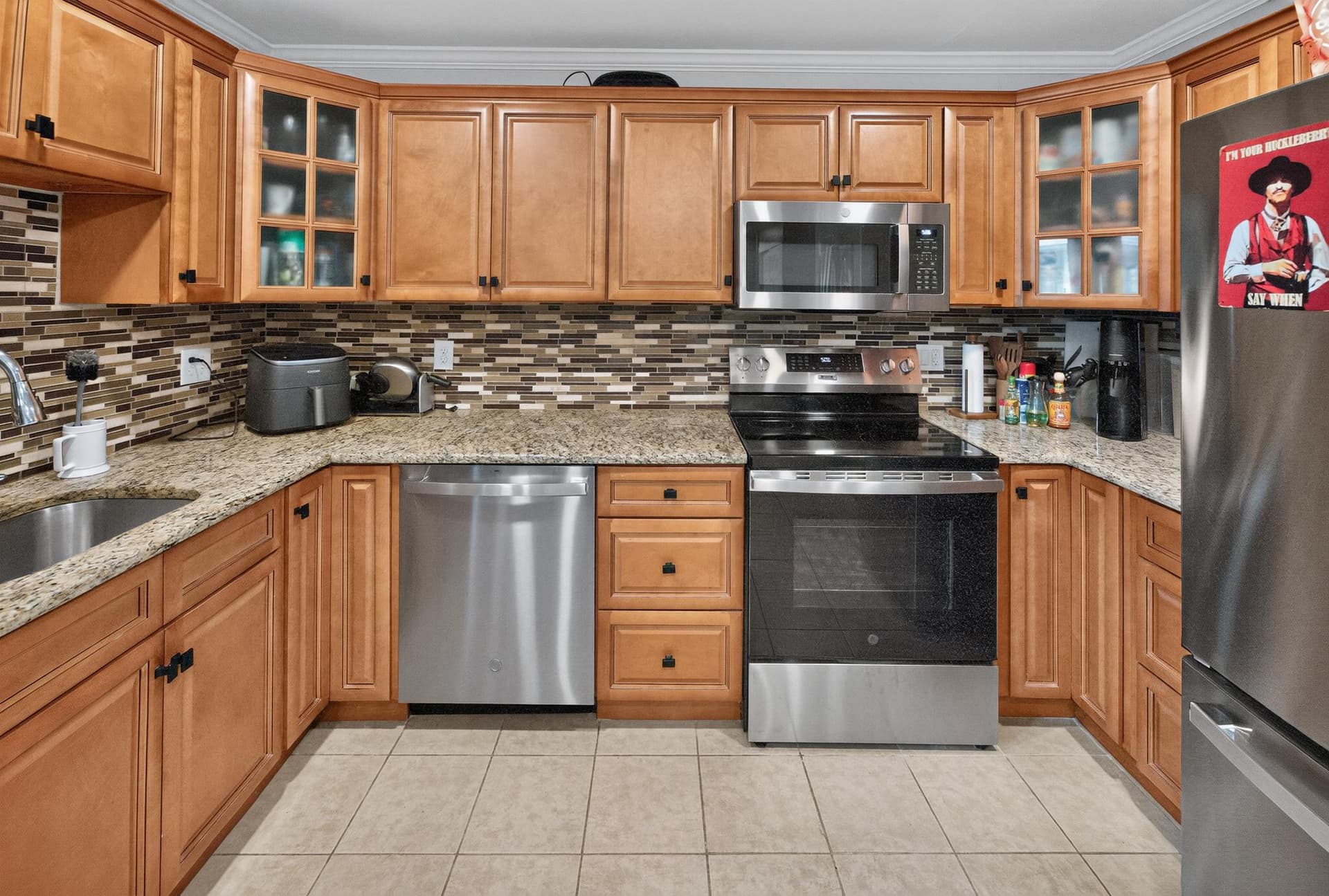 35 Palm Lane, Levittown