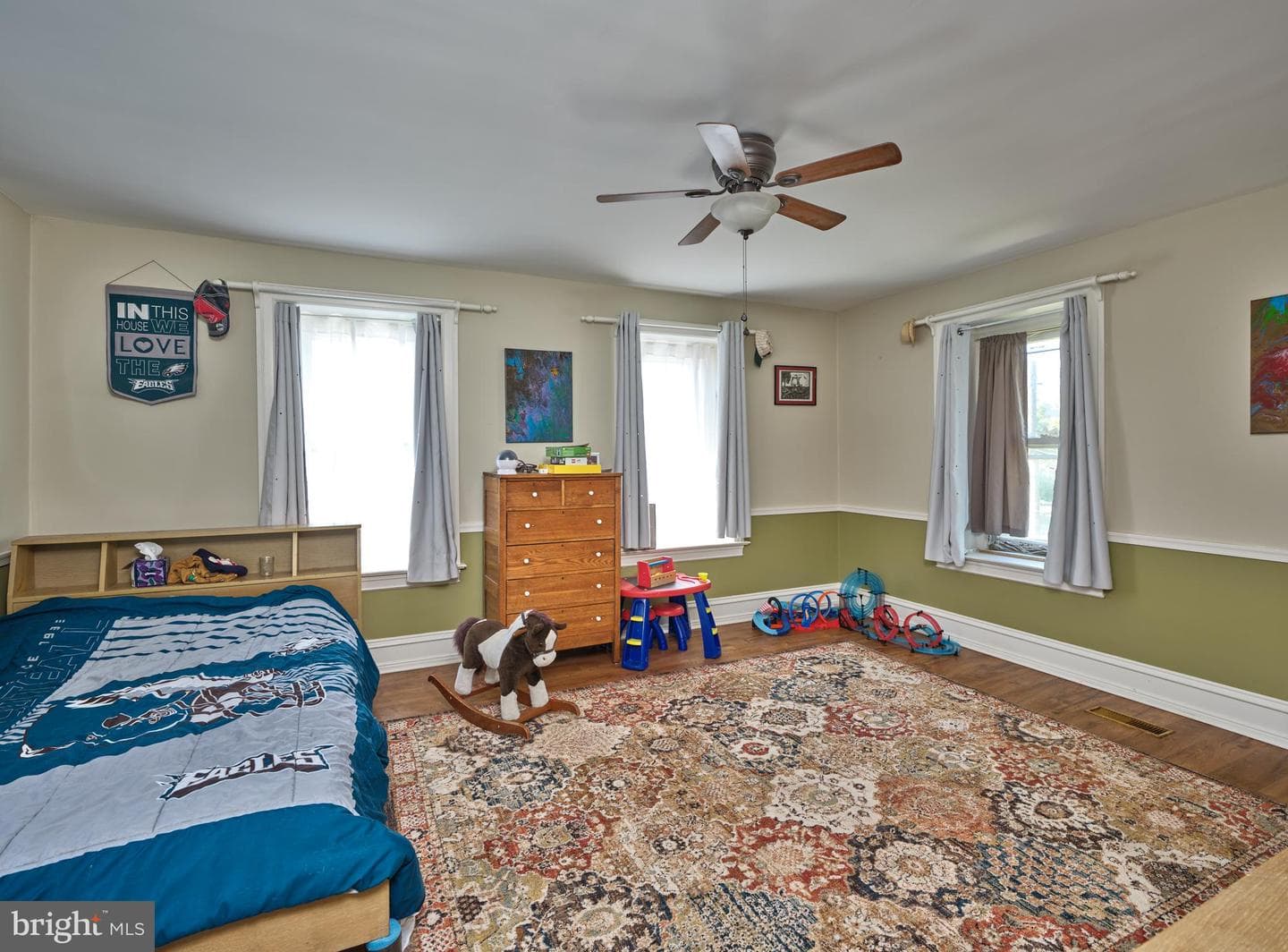 111 E Broad Street photo 15