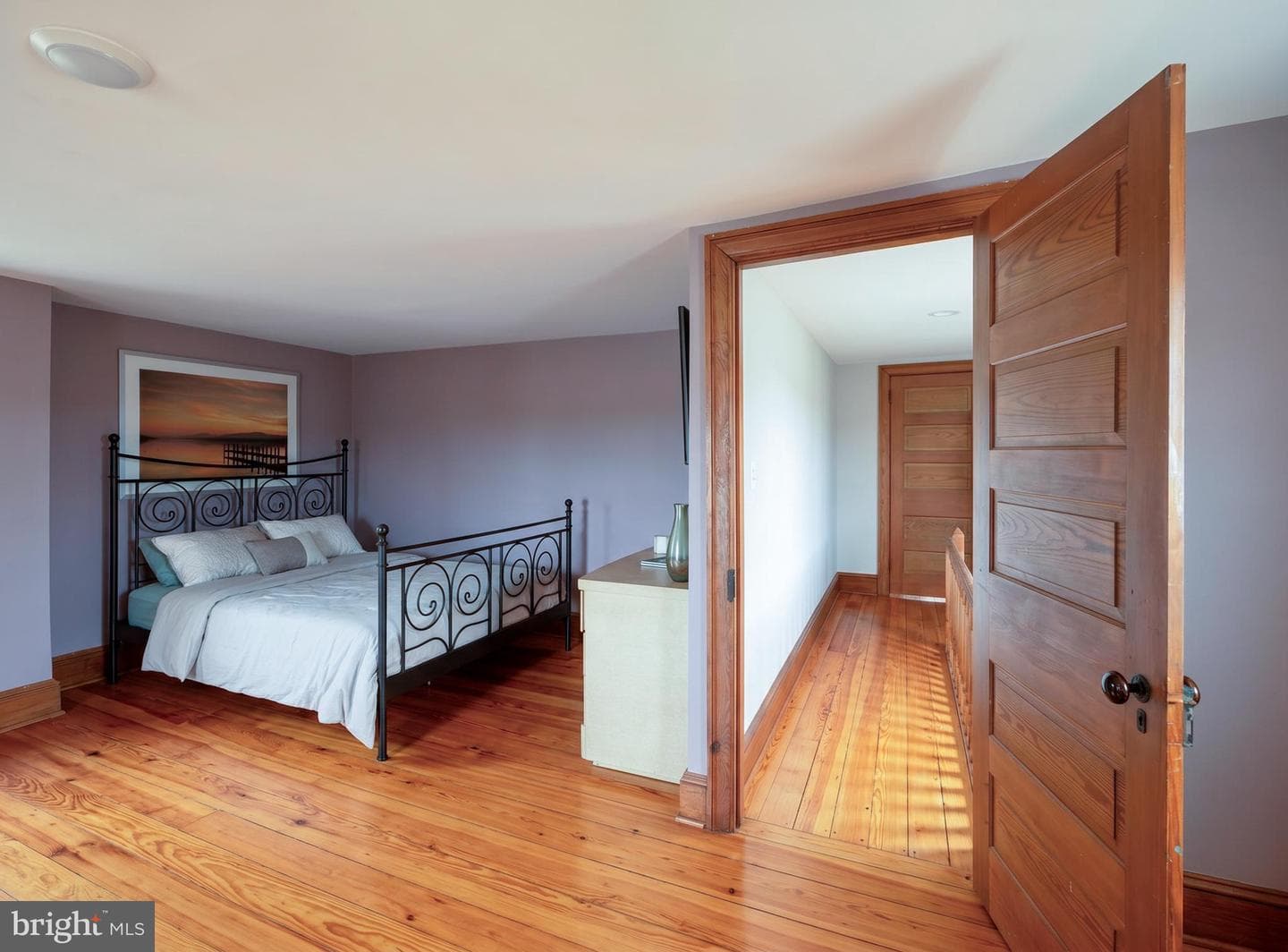 111 E Broad Street photo 20