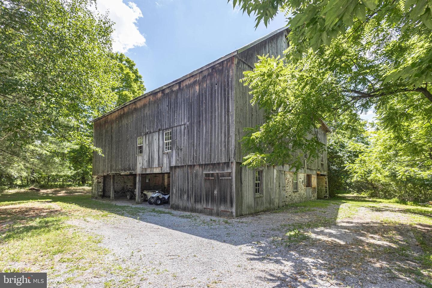 222 Aqueduct Road photo 85