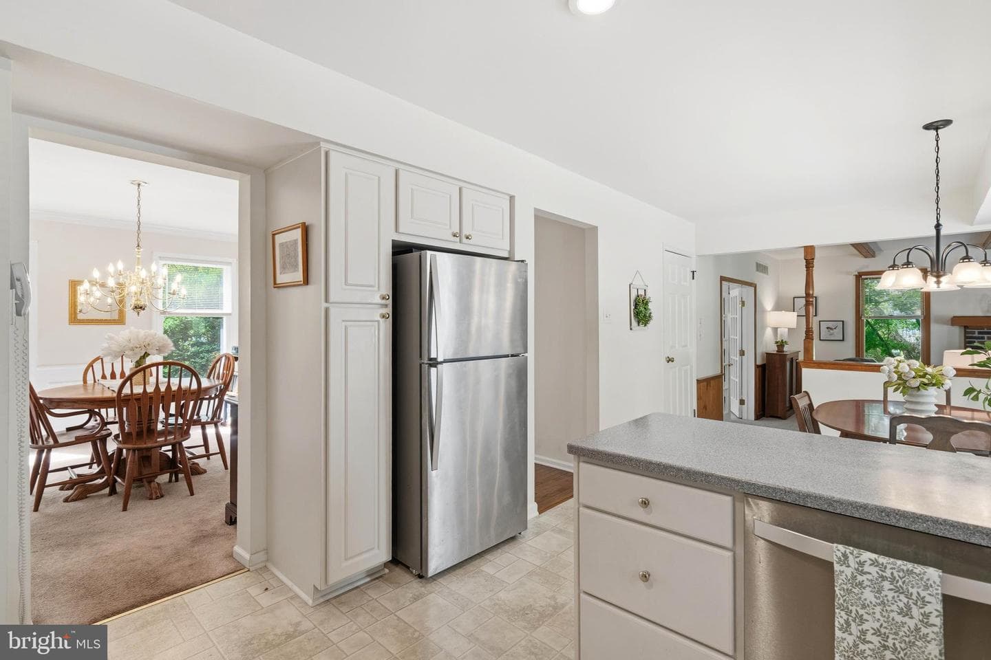 51 Snapdragon Drive photo 9