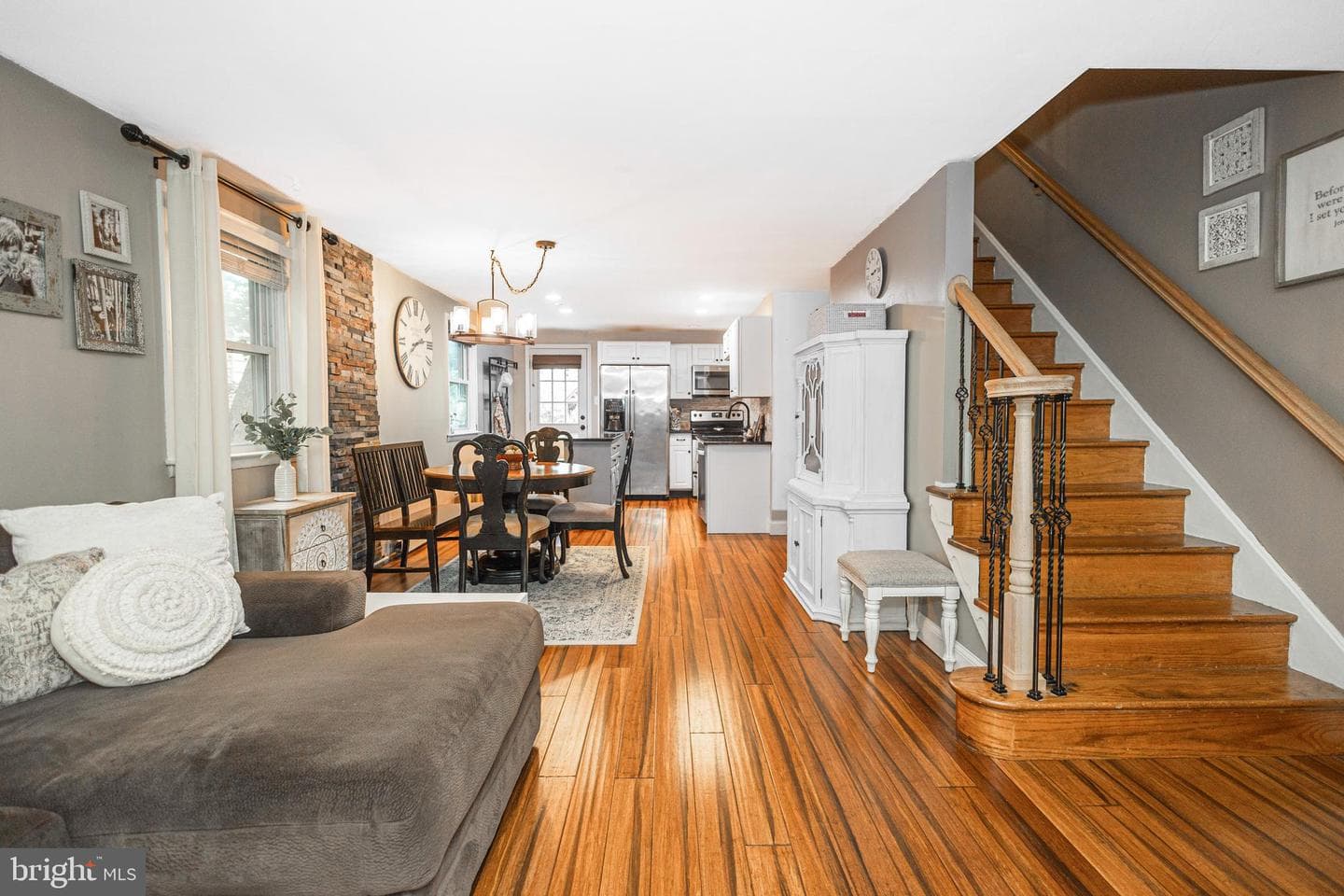 202 Shewell Avenue photo 4
