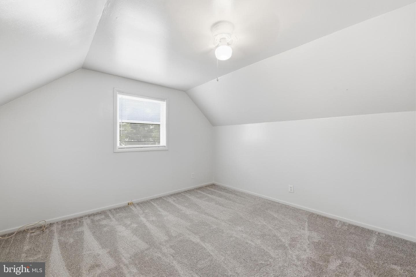 812 Rennard Lane photo 16