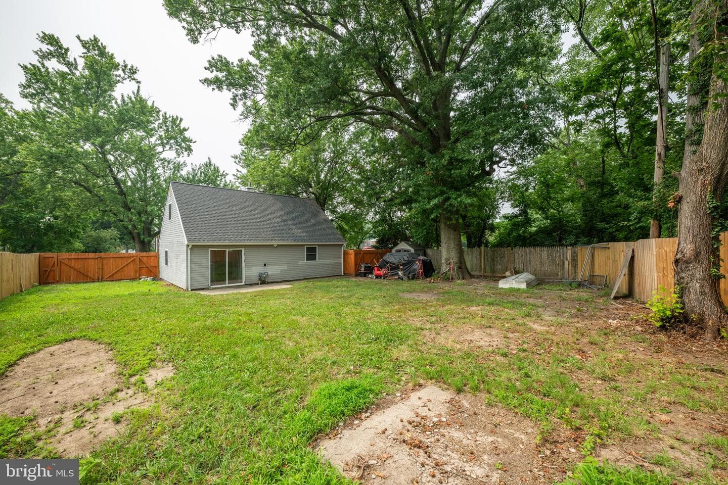 812 Rennard Lane photo 25