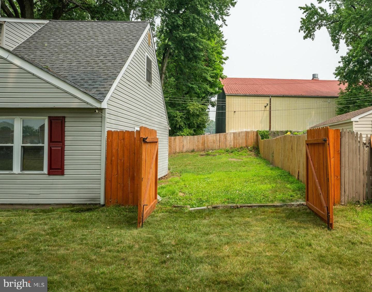 812 Rennard Lane photo 27