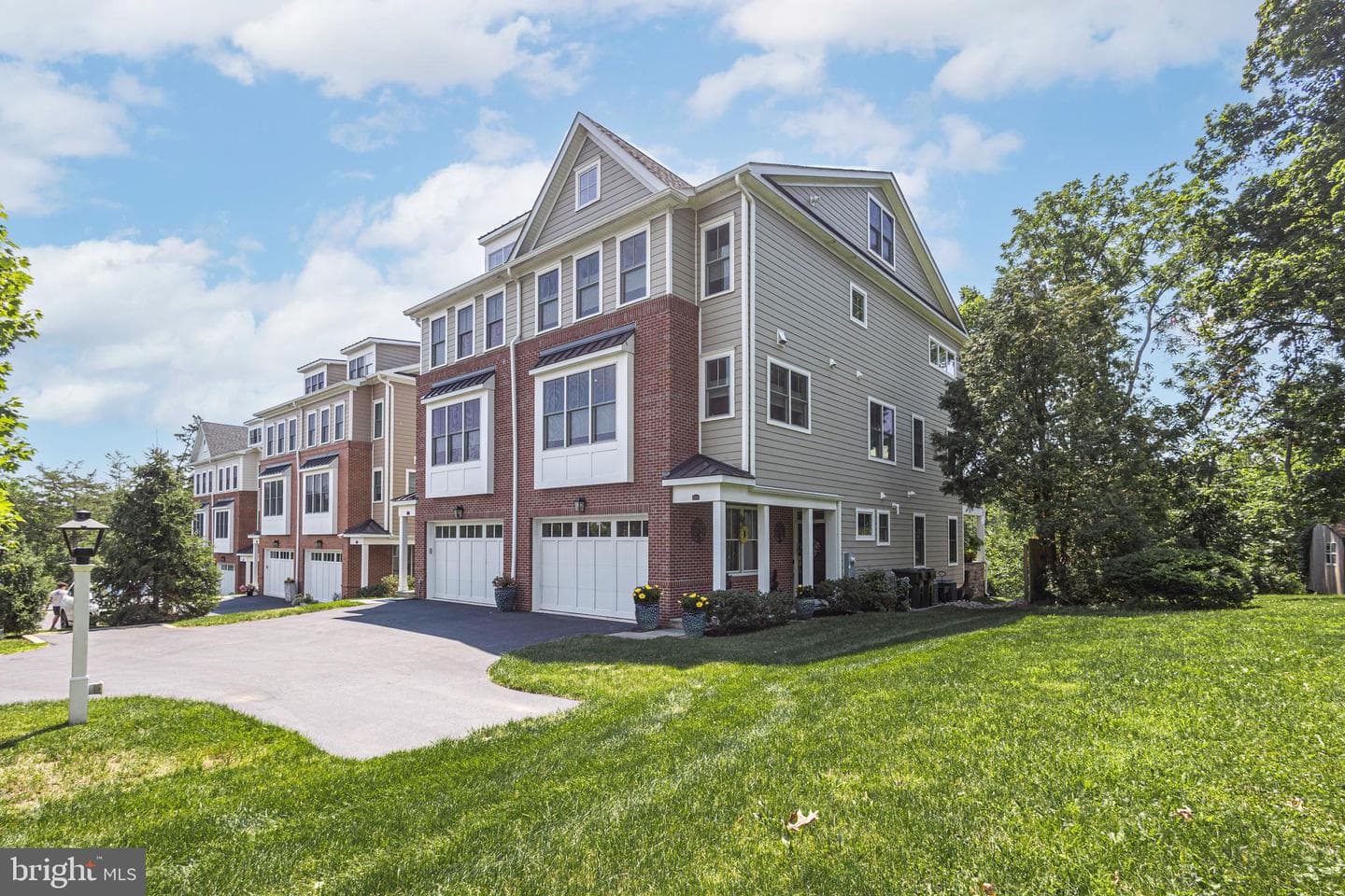 168 Old York Road photo 3