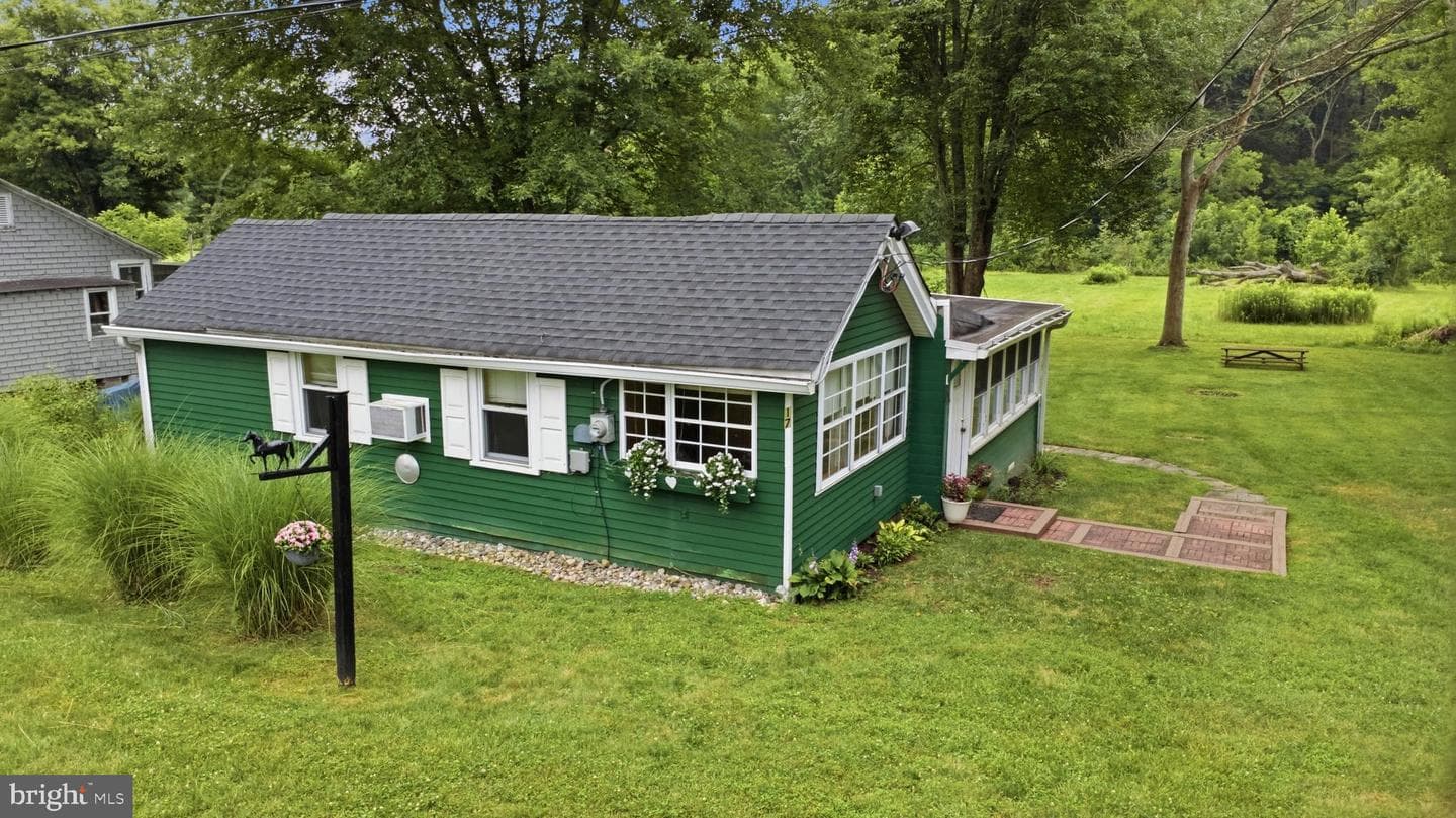 563 E Dark Hollow Road #170 Shawn Ln photo 60