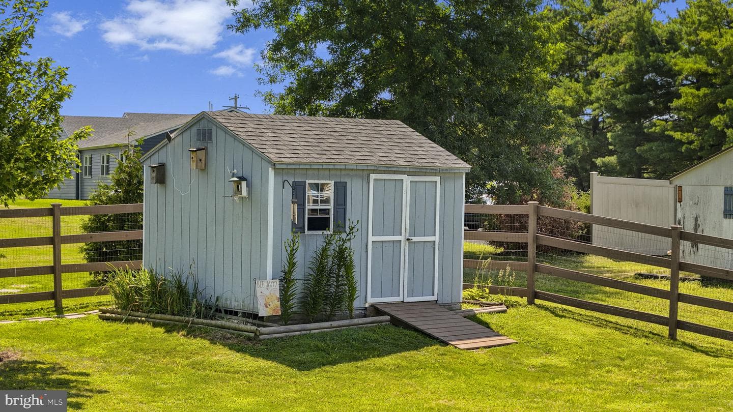 103 Sterling Drive photo 29