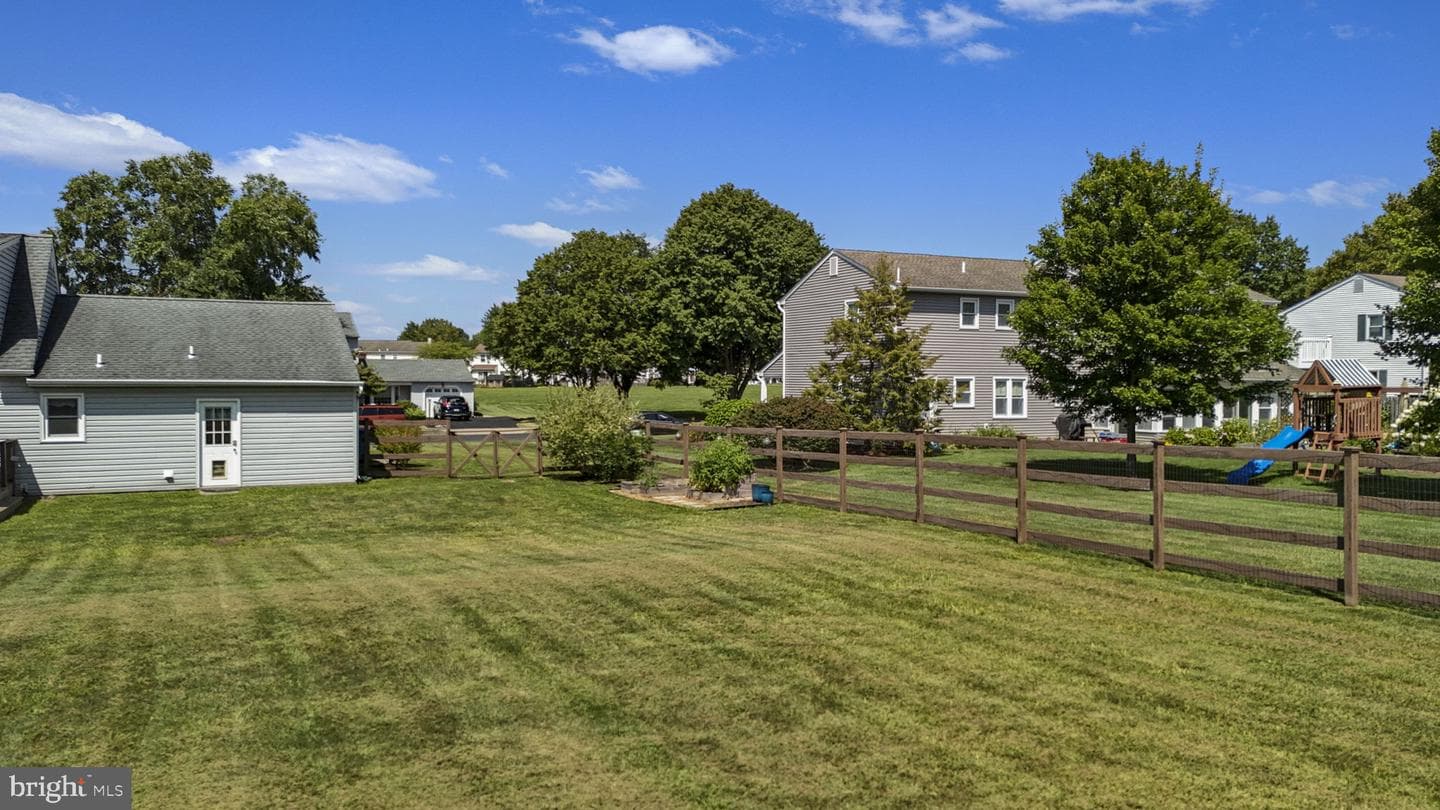 103 Sterling Drive photo 31