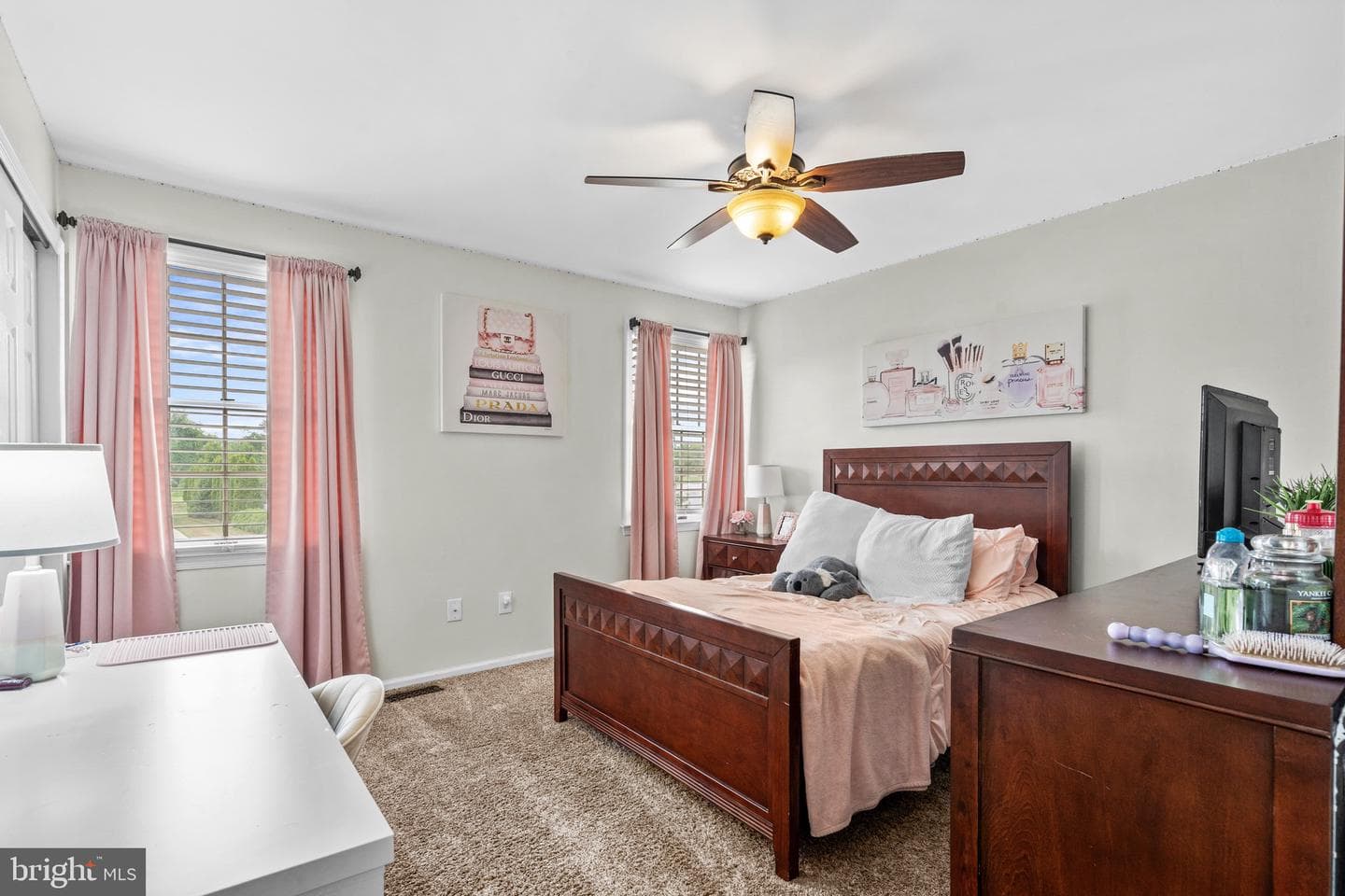 112 Carmen Lane photo 21