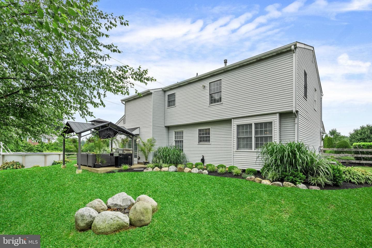112 Carmen Lane photo 28