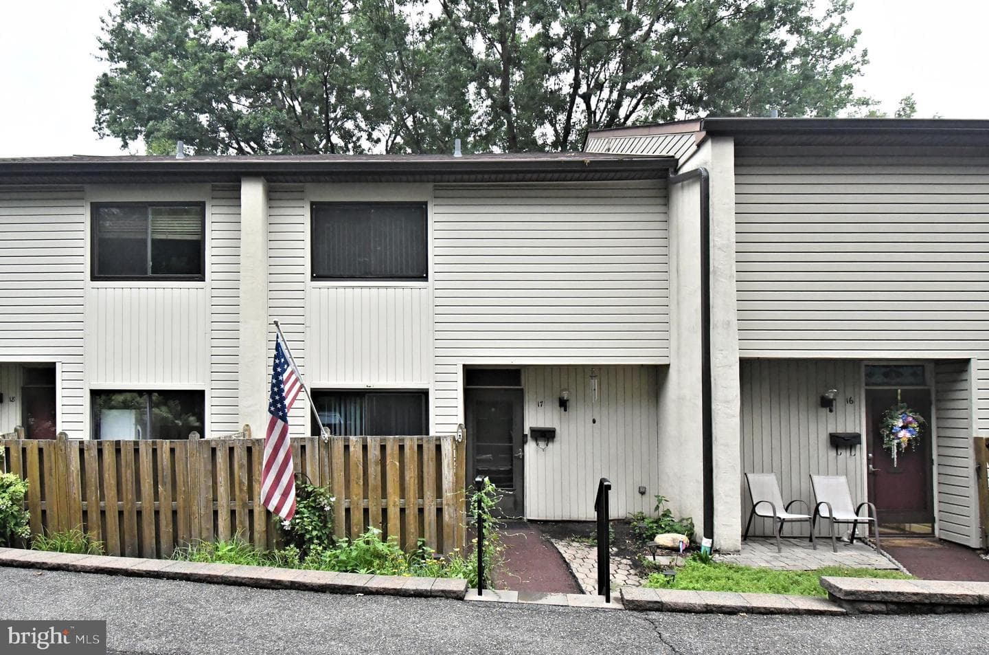 17 Centennial Road photo 1