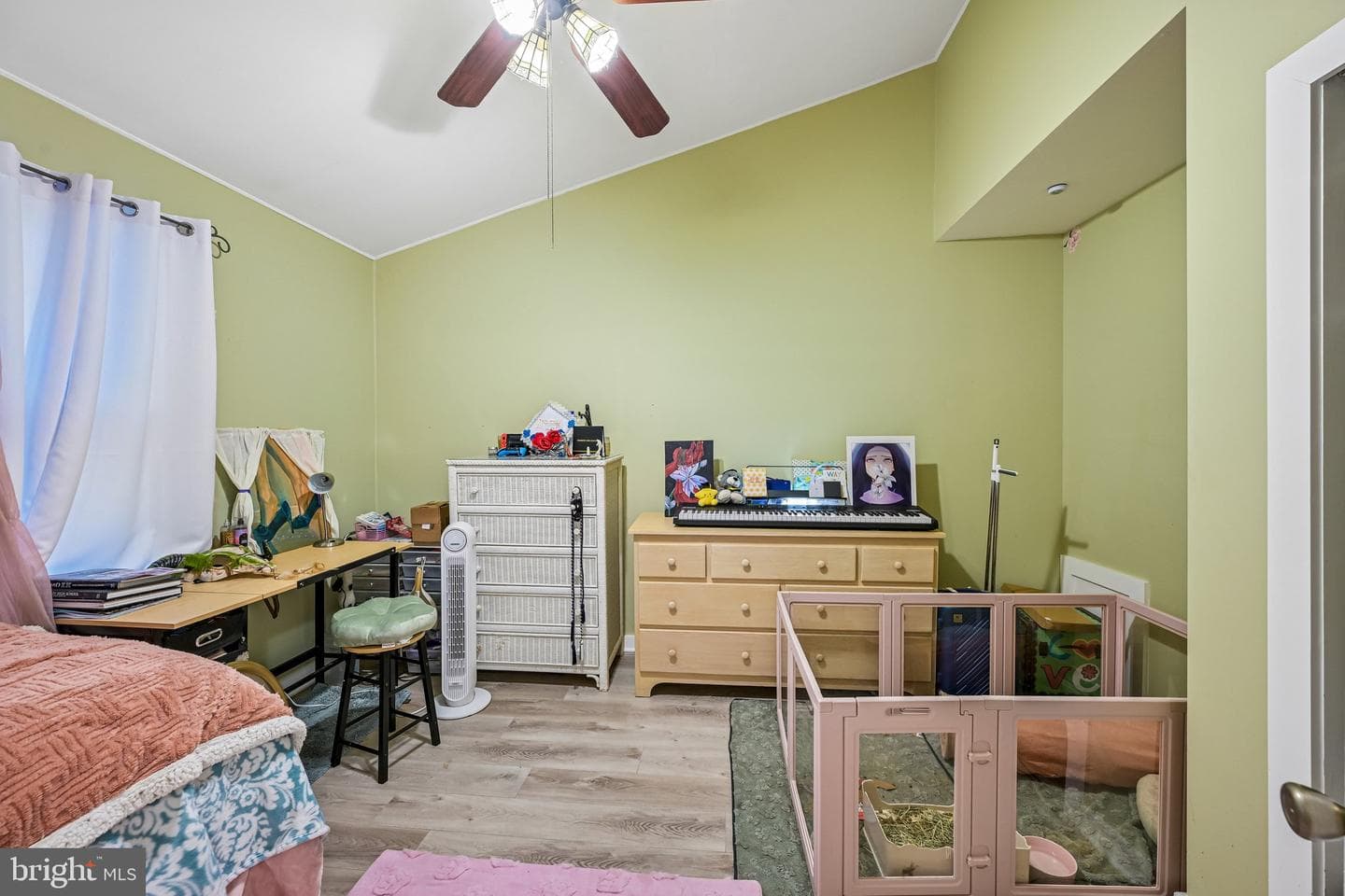 1564 Applewood Circle photo 37