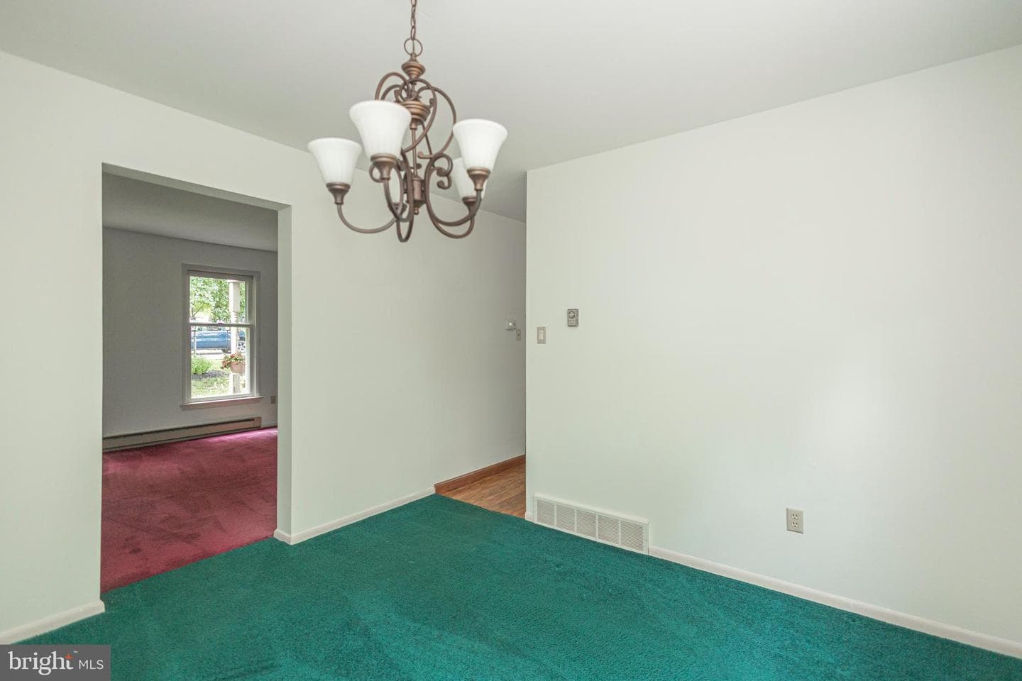 327 Thistle Lane photo 14