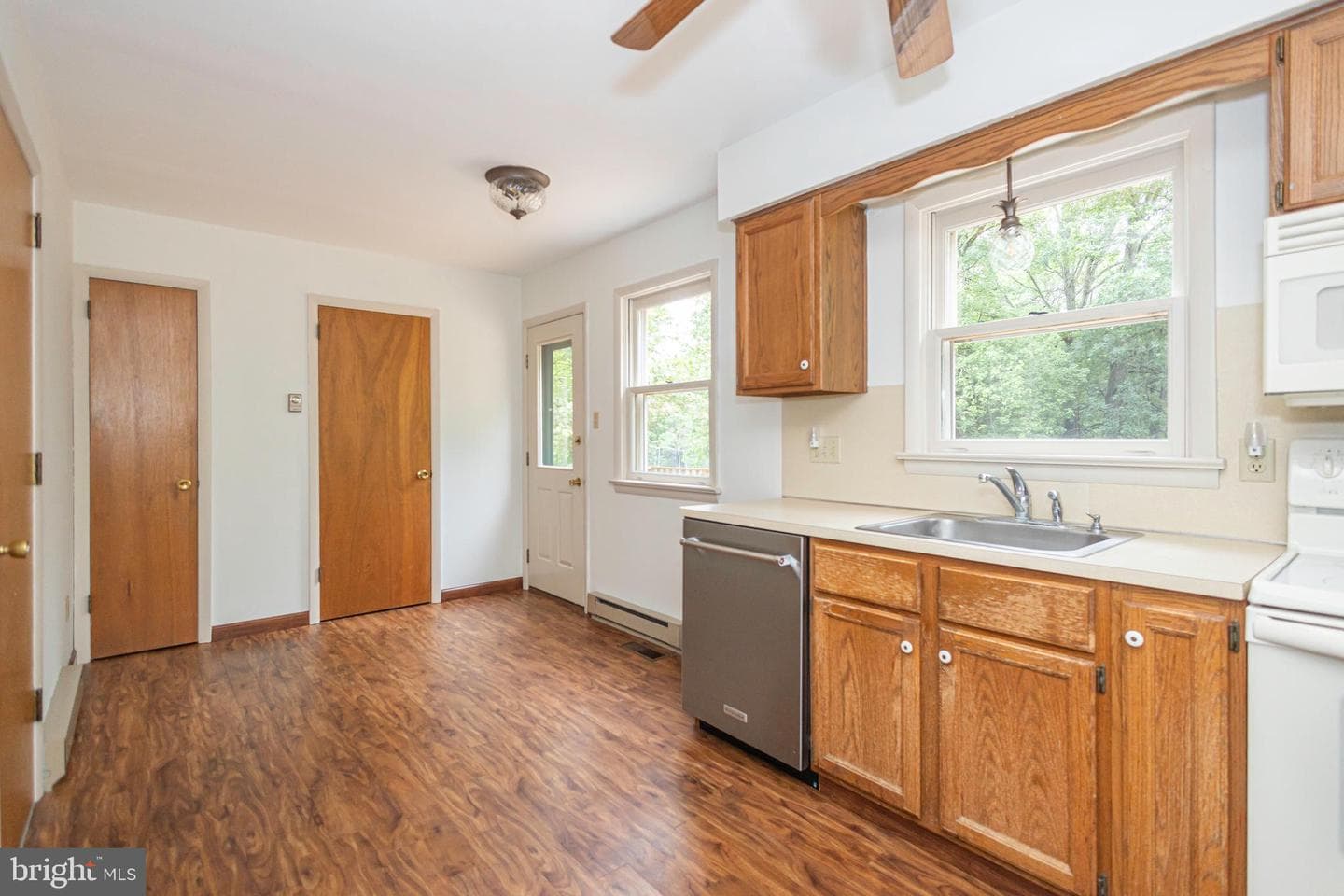 327 Thistle Lane photo 21