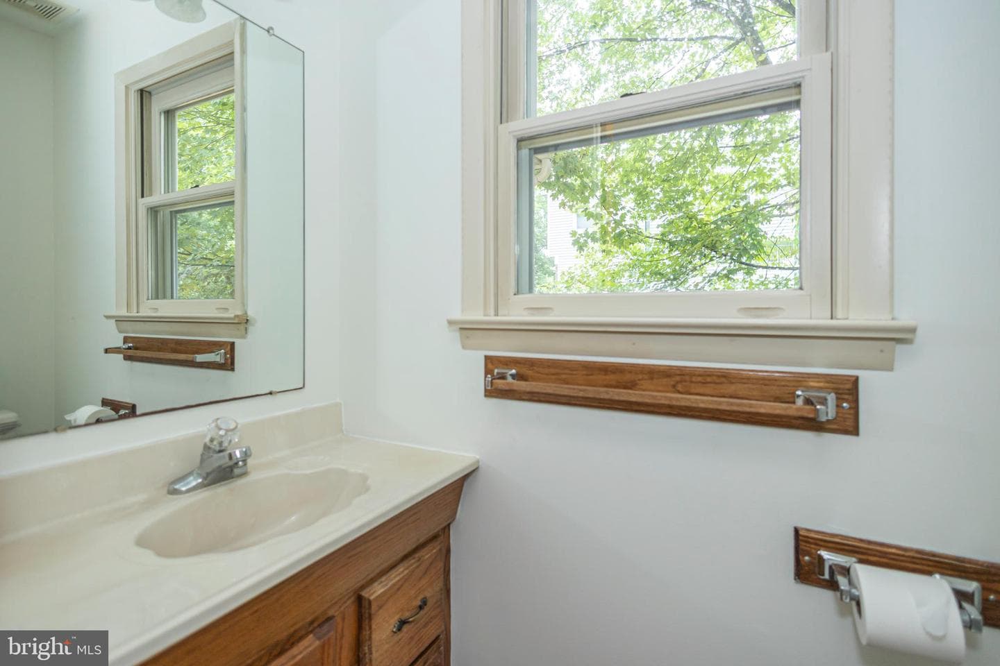 327 Thistle Lane photo 22