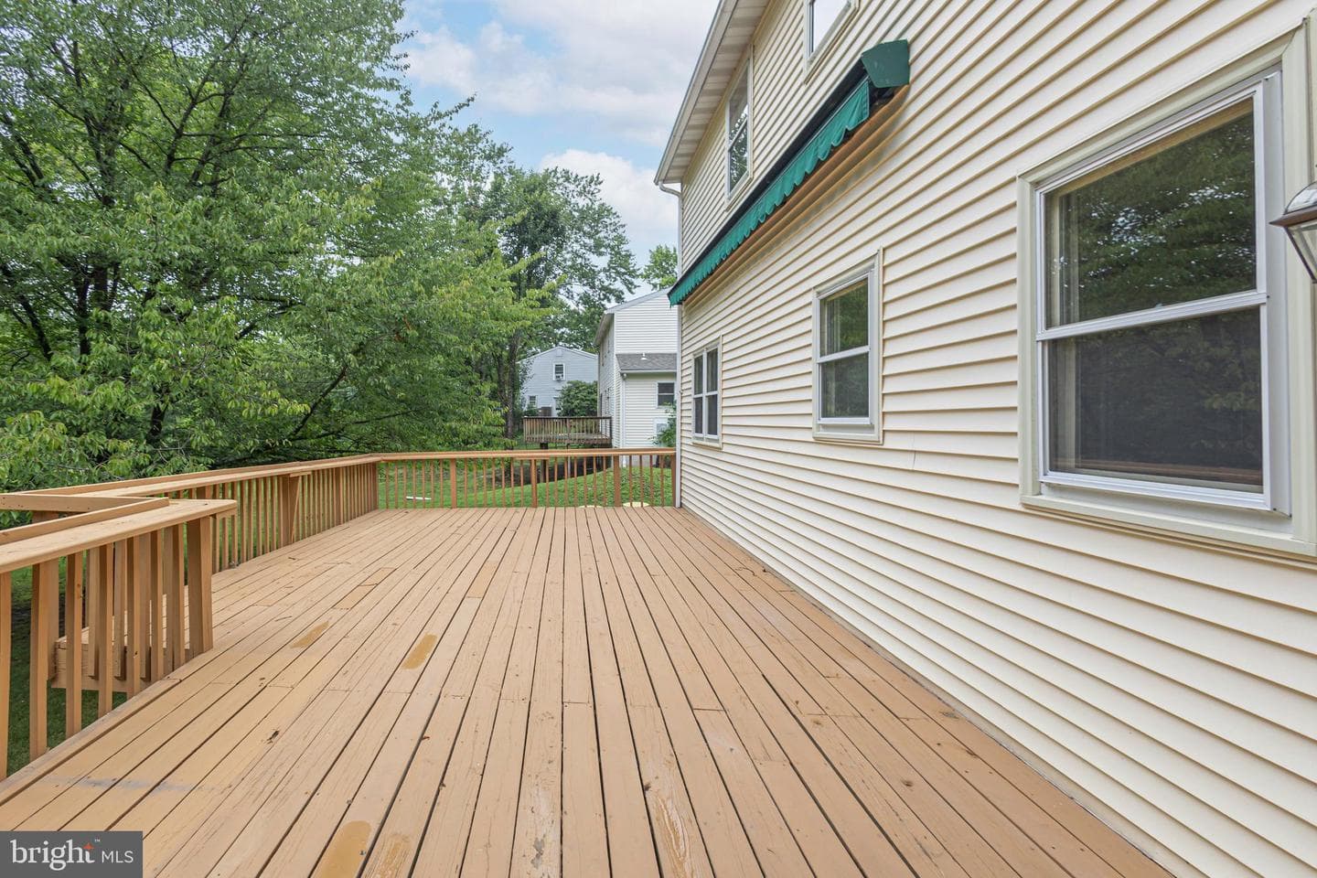 327 Thistle Lane photo 24