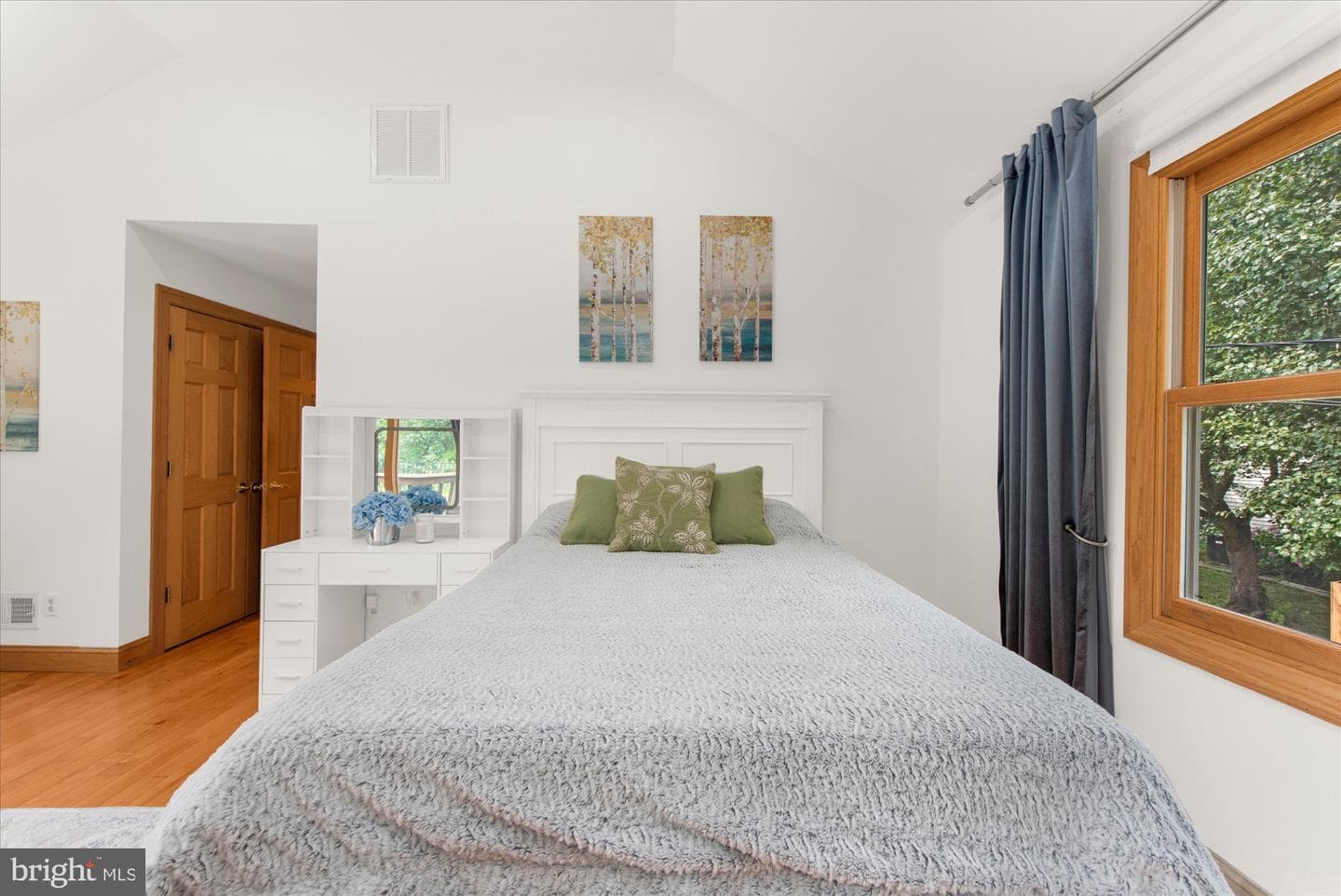 118 Cornwall Drive photo 23