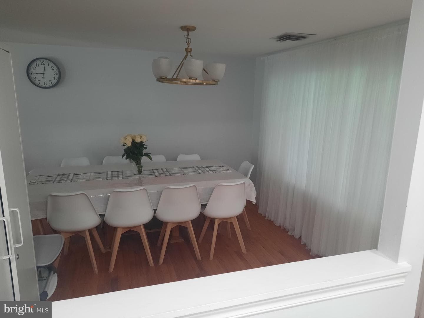 677 Clifford Street photo 7