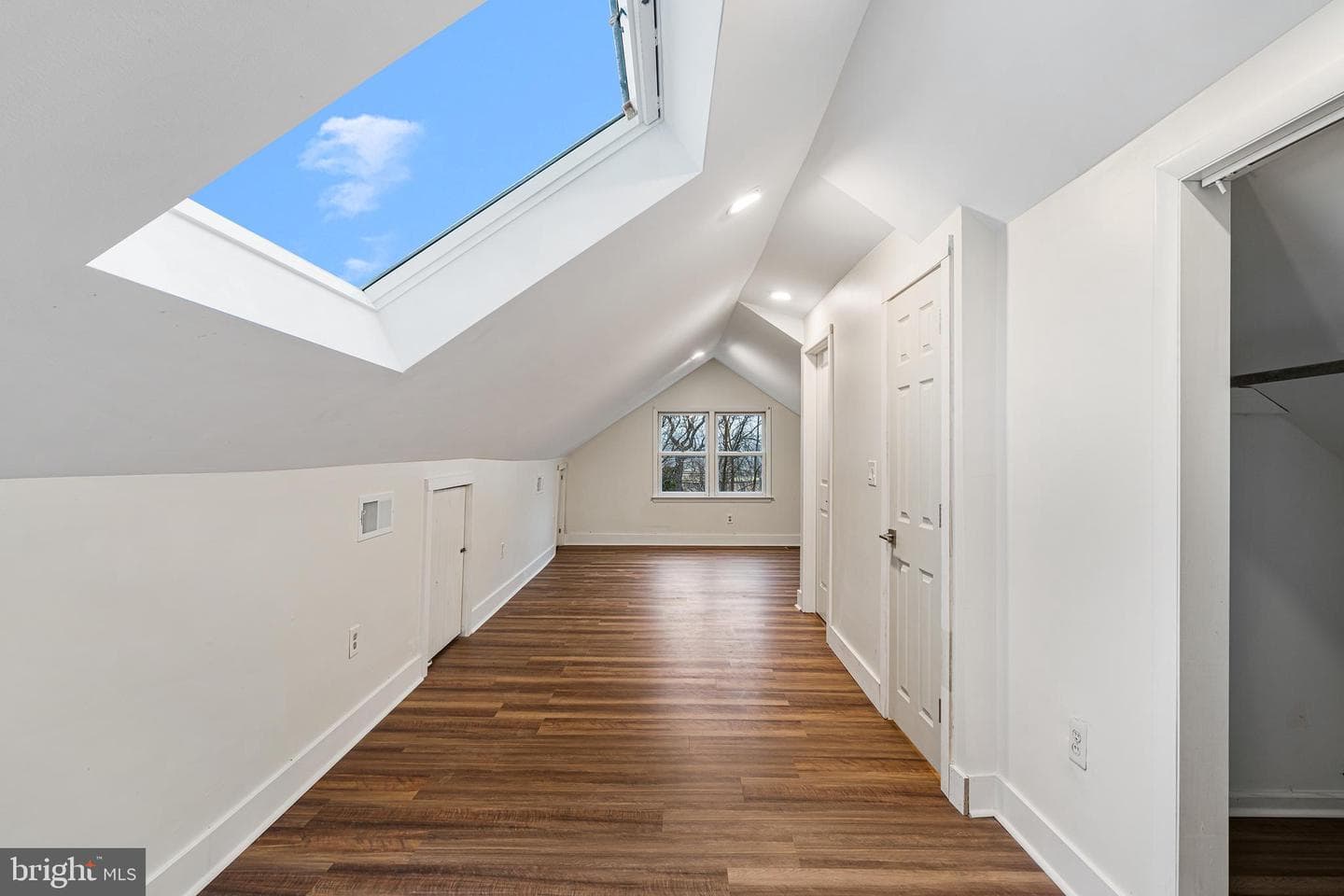 2081 Durham Road photo 18