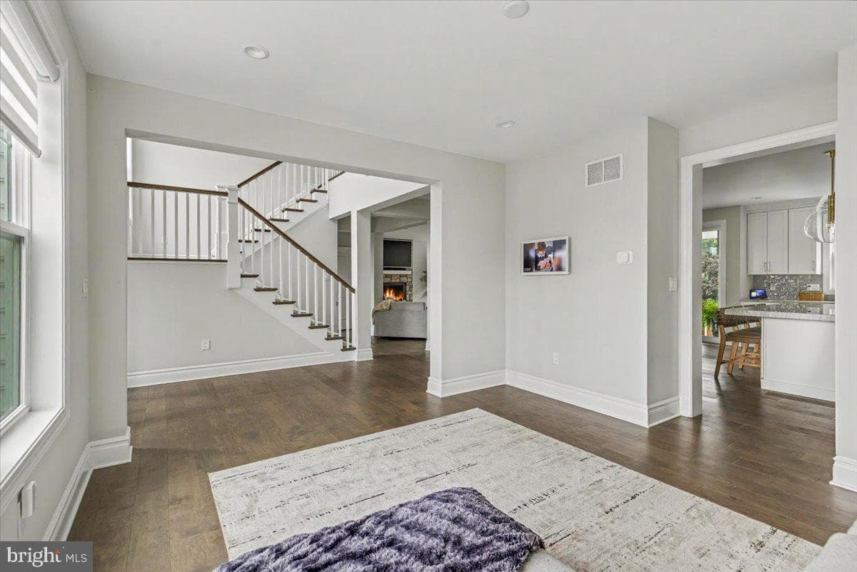 9 Foxtail Lane photo 10