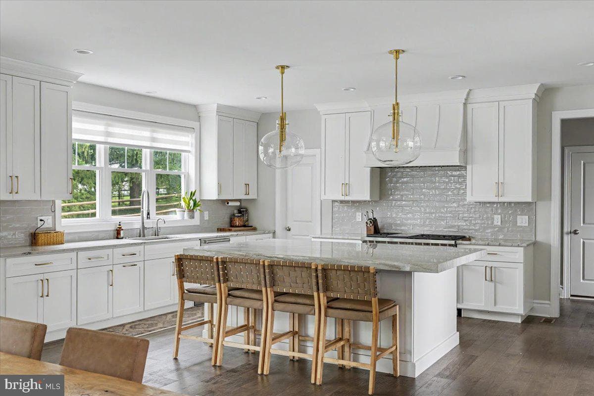 9 Foxtail Lane photo 19