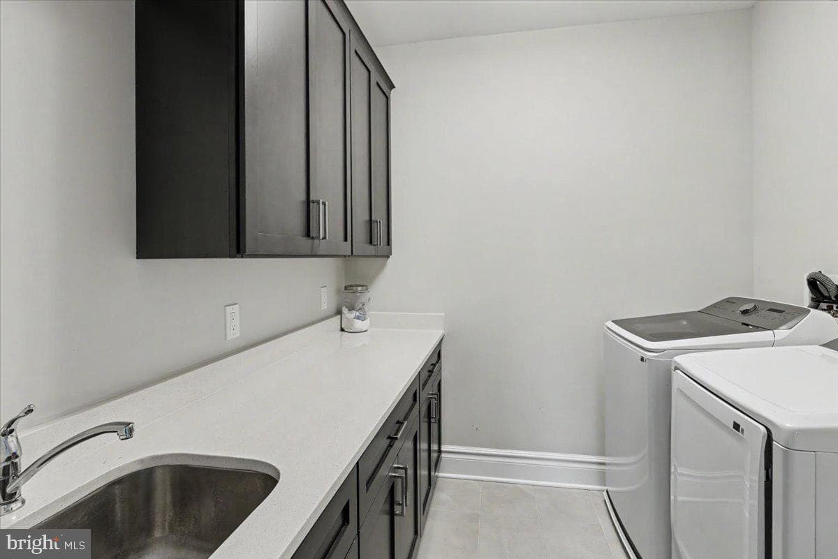 9 Foxtail Lane photo 49
