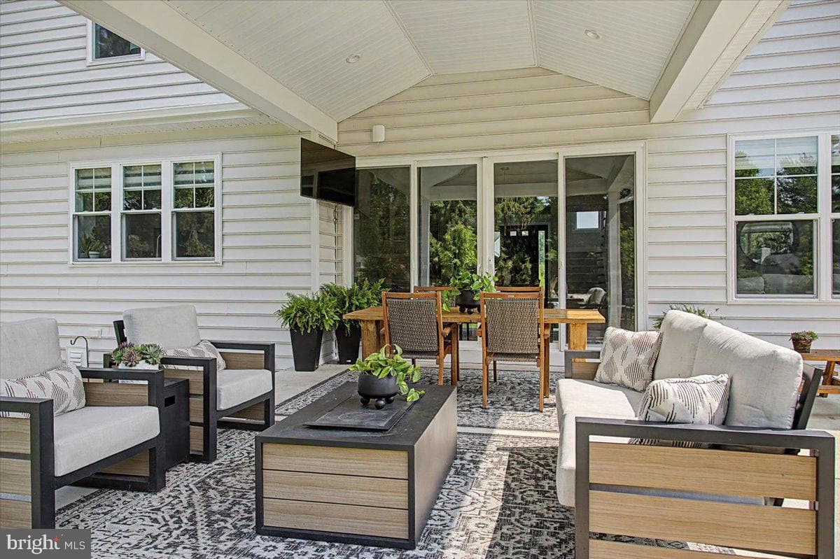 9 Foxtail Lane photo 58