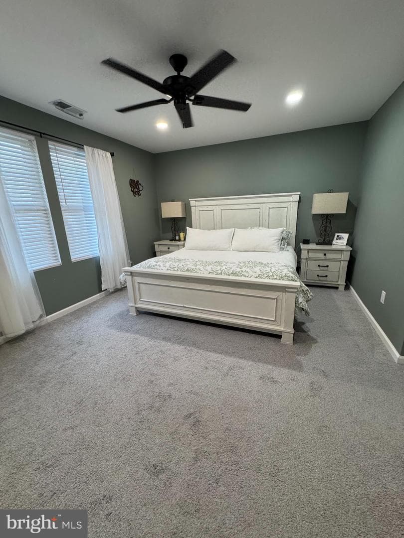 57 Evergreen Lane photo 9