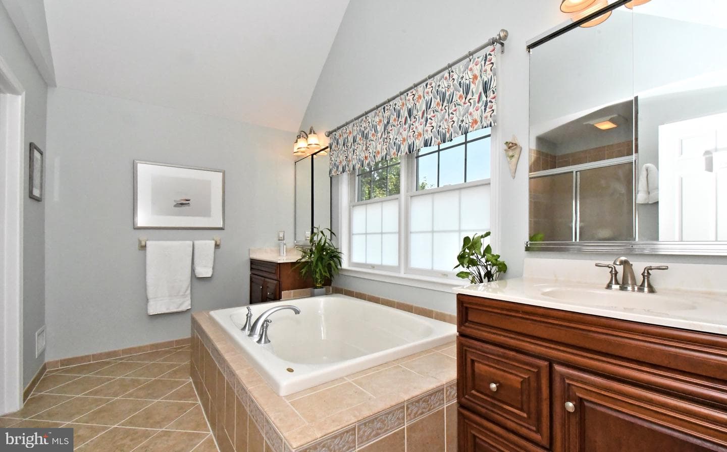 142 Cambridge Place photo 45