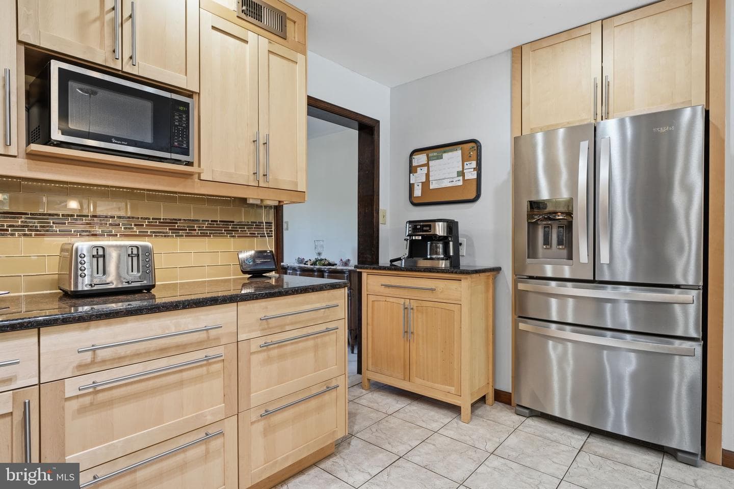 560 Lower Holland Road photo 14