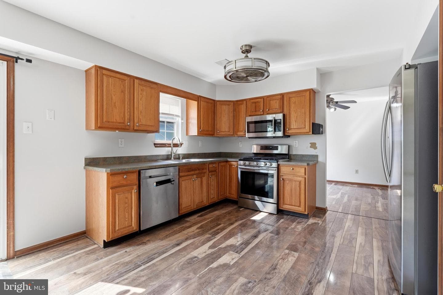 289 Madison Avenue photo 11