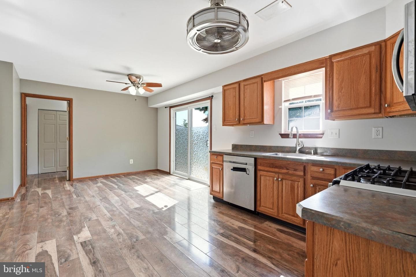 289 Madison Avenue photo 12