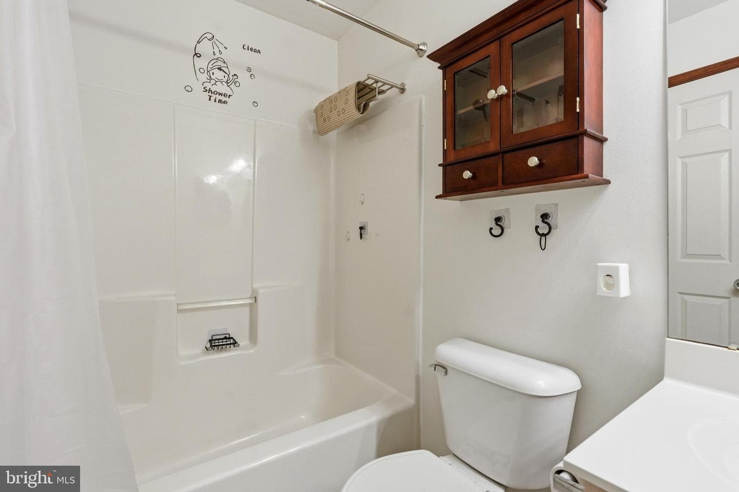 289 Madison Avenue photo 31