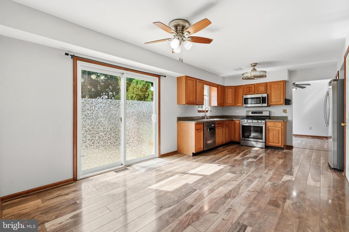 289 Madison Avenue photo 8