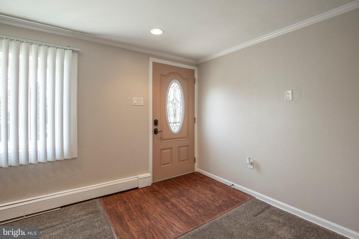 772 Clifford Street photo 6