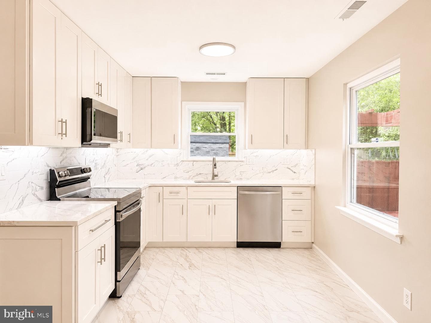232 S Fieldstone Court #S photo 8
