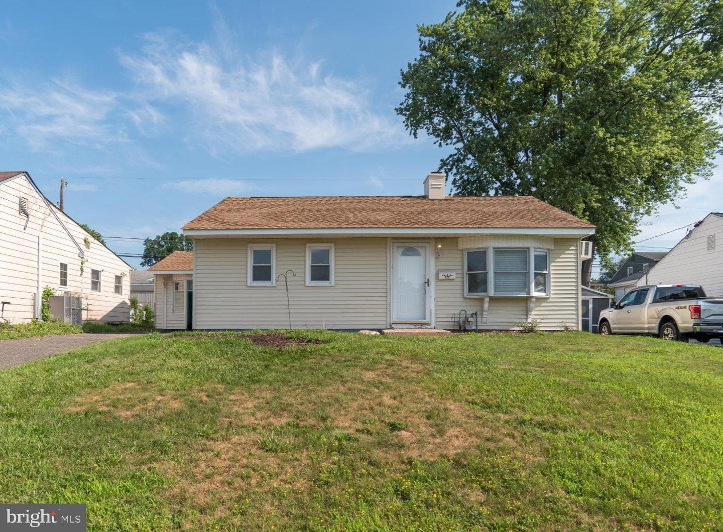 317 Andover Road photo 1