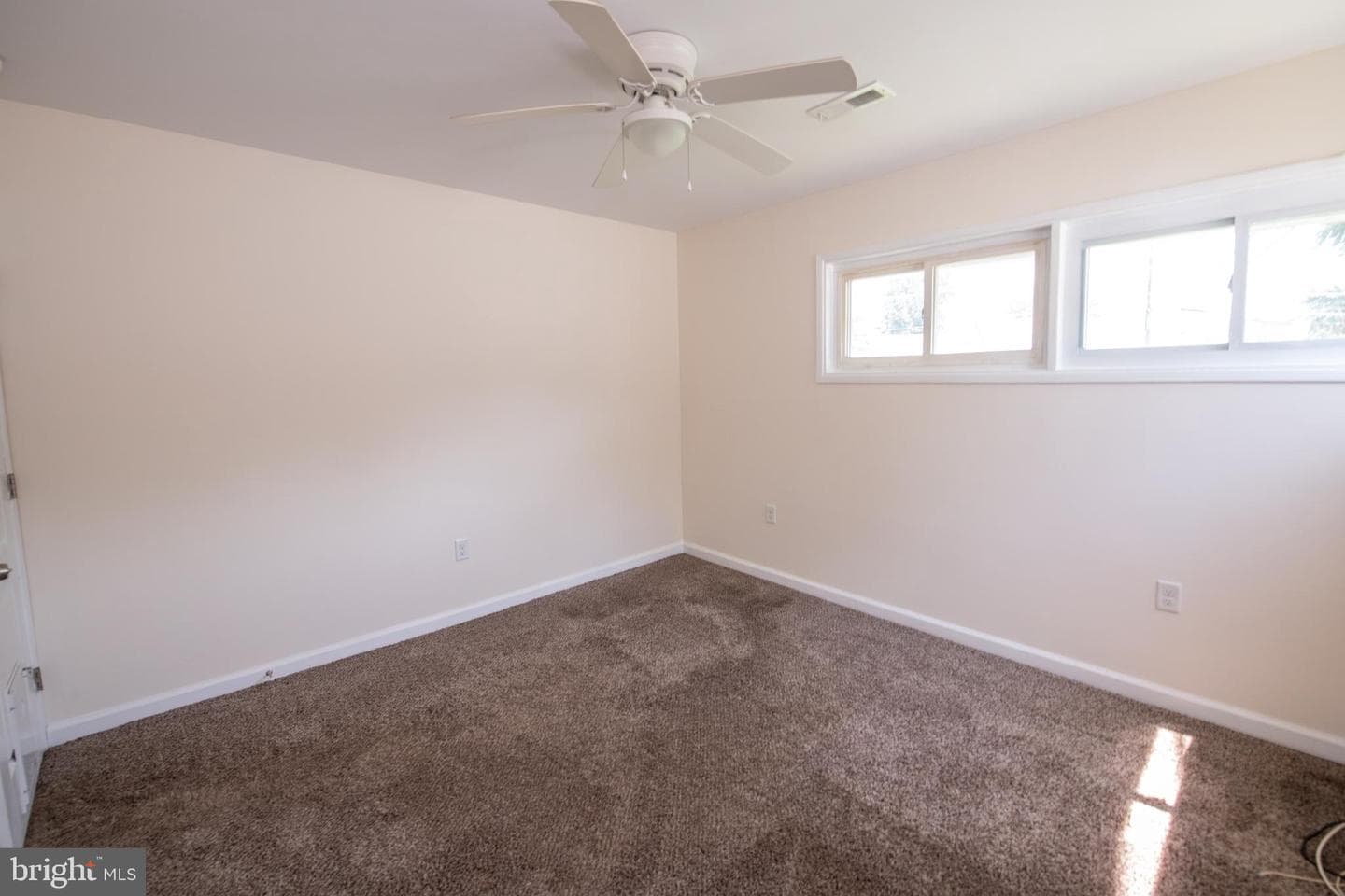 31 Roundwood Lane photo 27