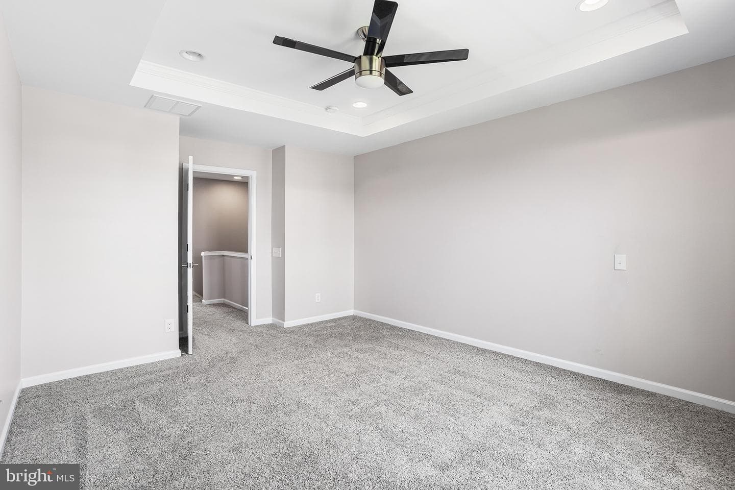1815 Pinnacle Drive photo 14