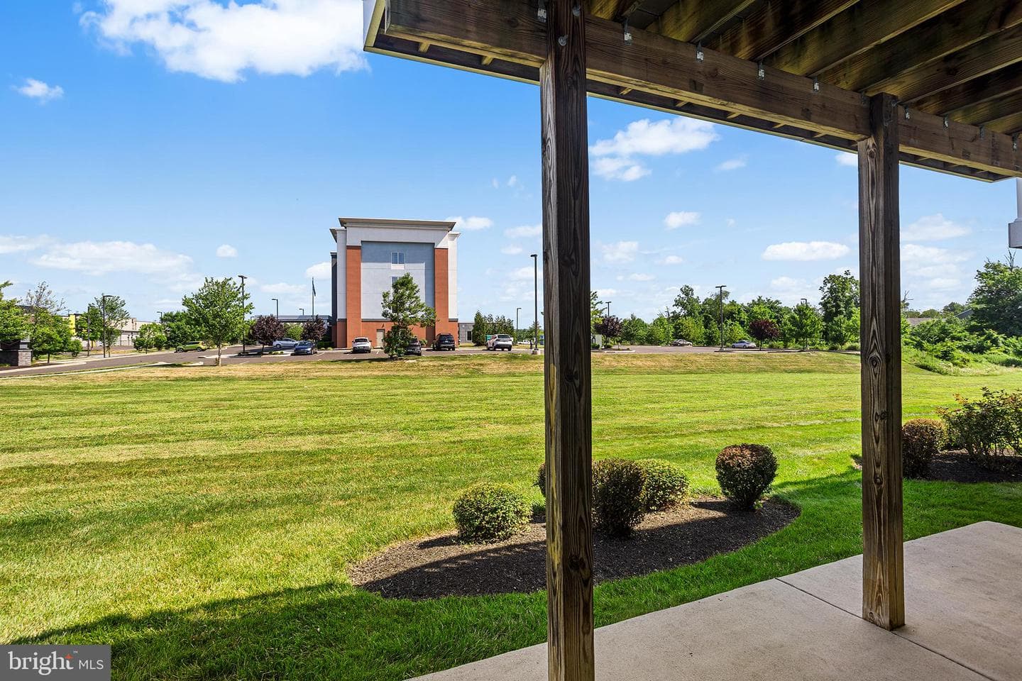 1815 Pinnacle Drive photo 27