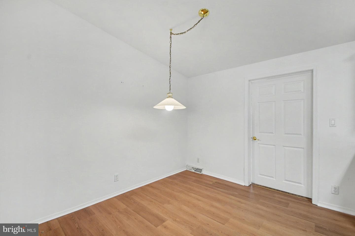 8 Williams Way photo 10