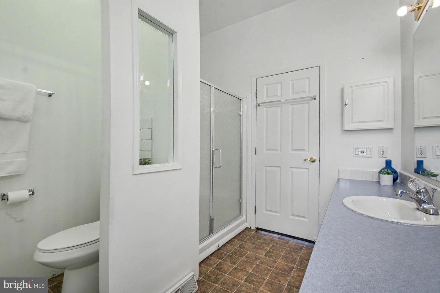 8 Williams Way photo 24