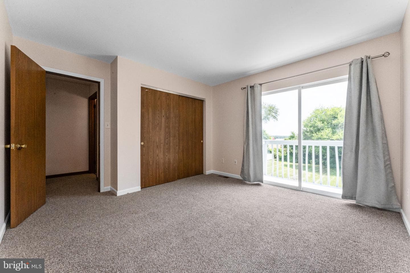 221 Pennwood Drive photo 11