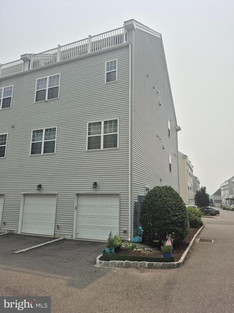 104 Konefal Street photo 3