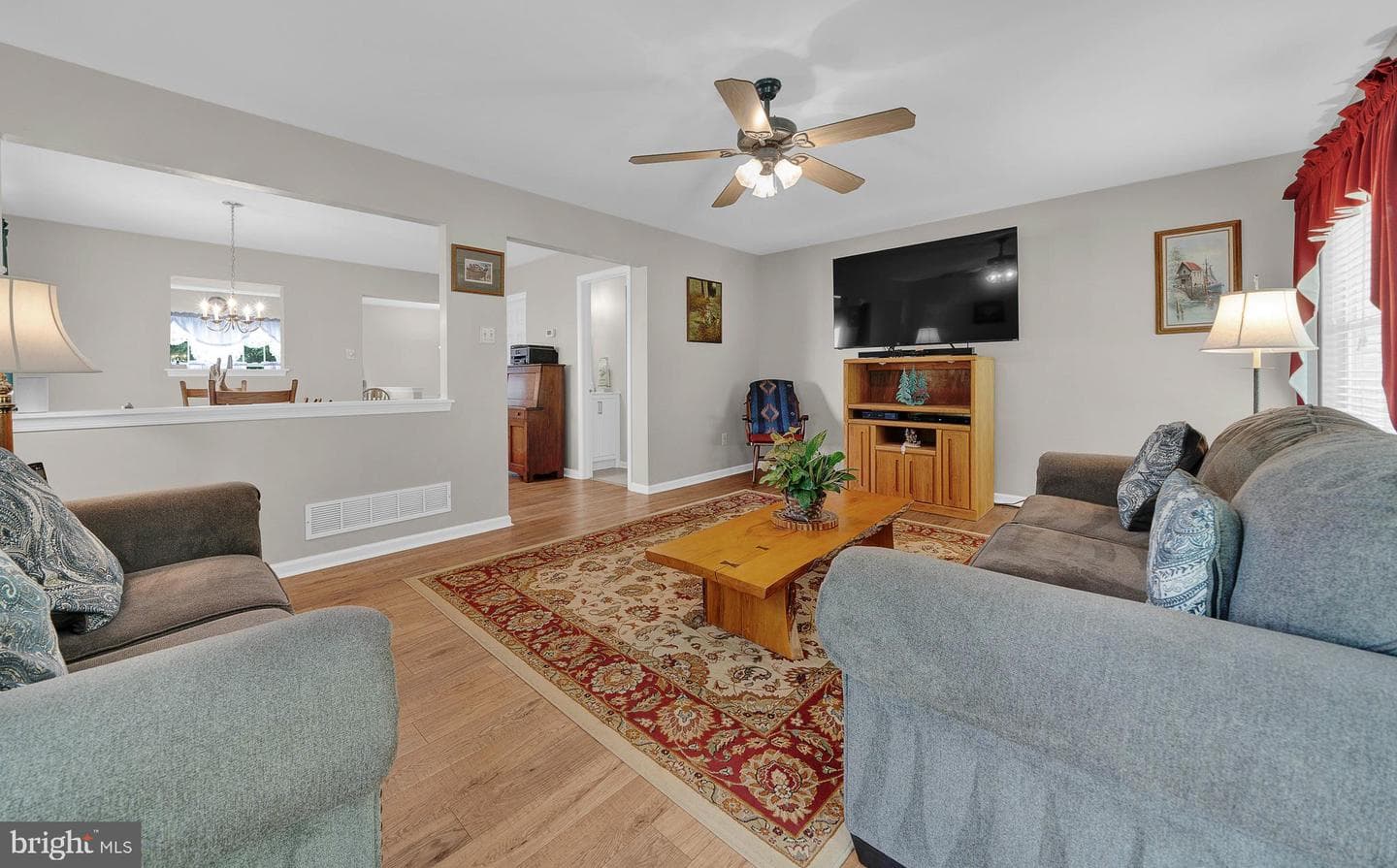 4582 Louise Saint Claire Drive photo 15