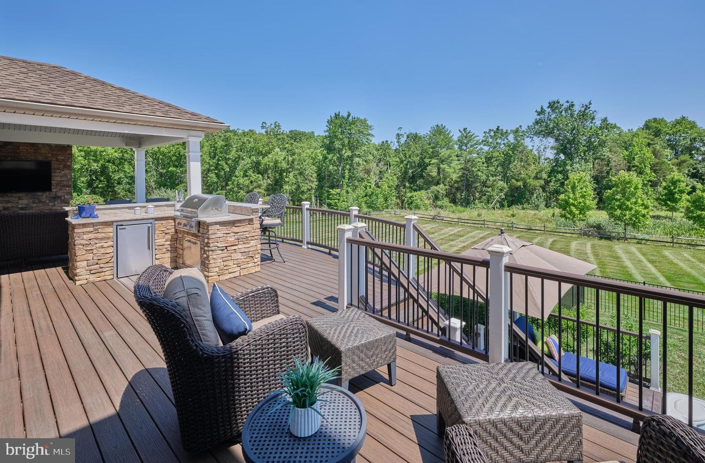 3829 Parkside Drive photo 37