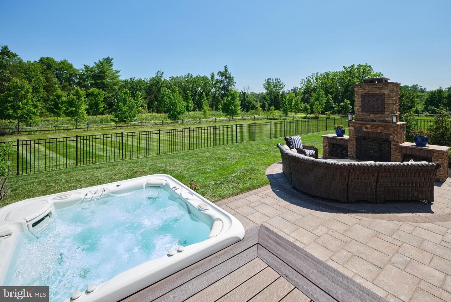 3829 Parkside Drive photo 44