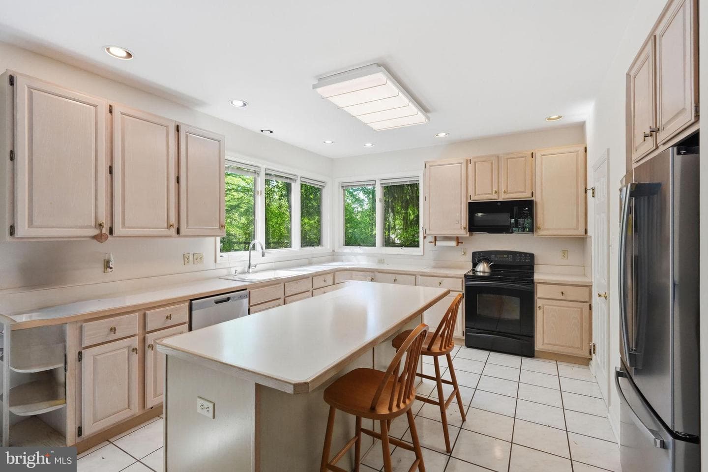 1 Turnberry Way photo 17