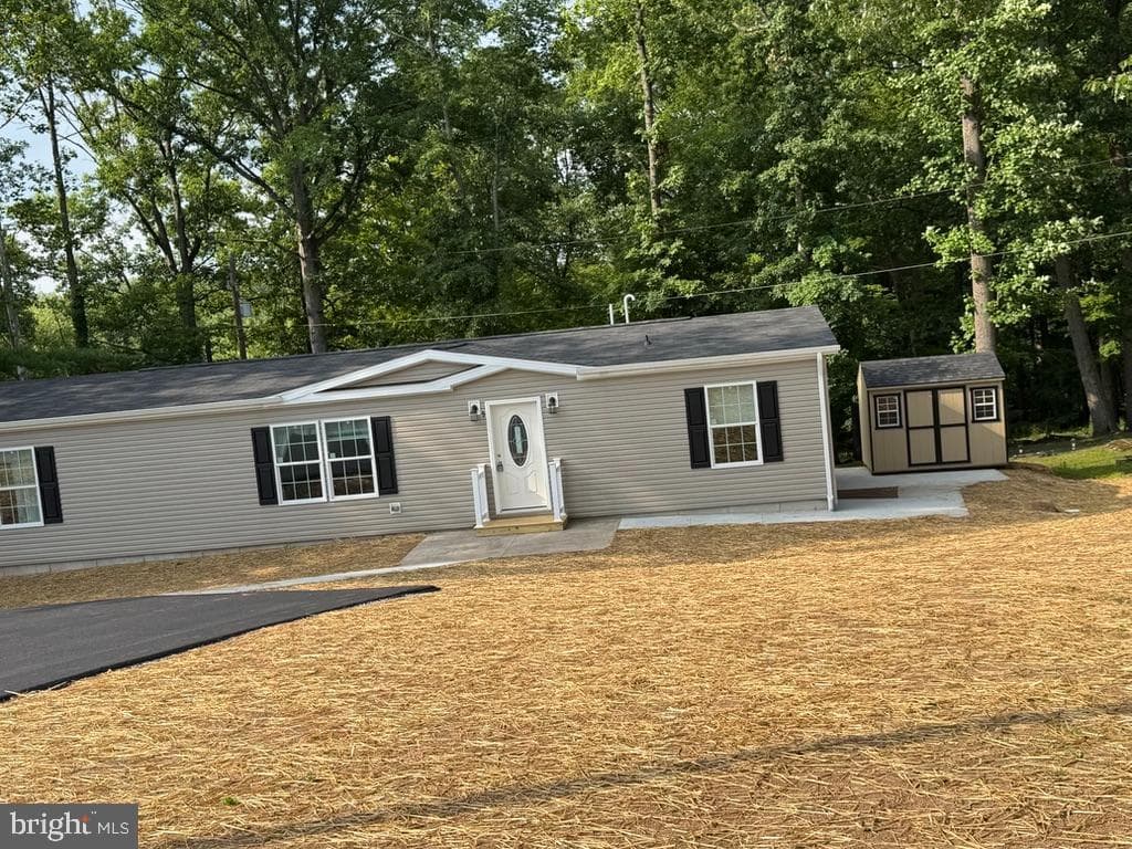9 Hillside Drive photo 2